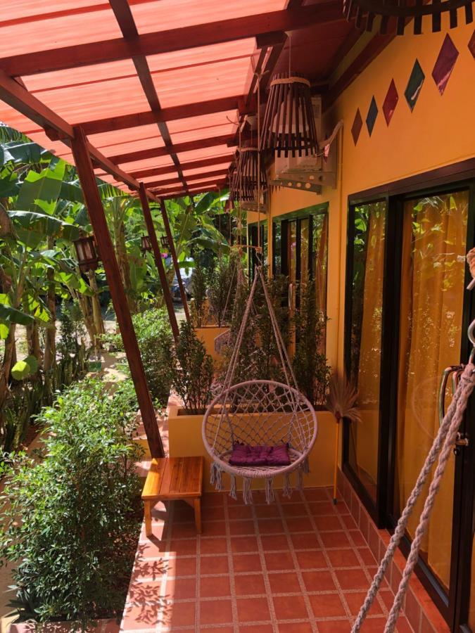 One World Bungalows Ко-Ланта Экстерьер фото